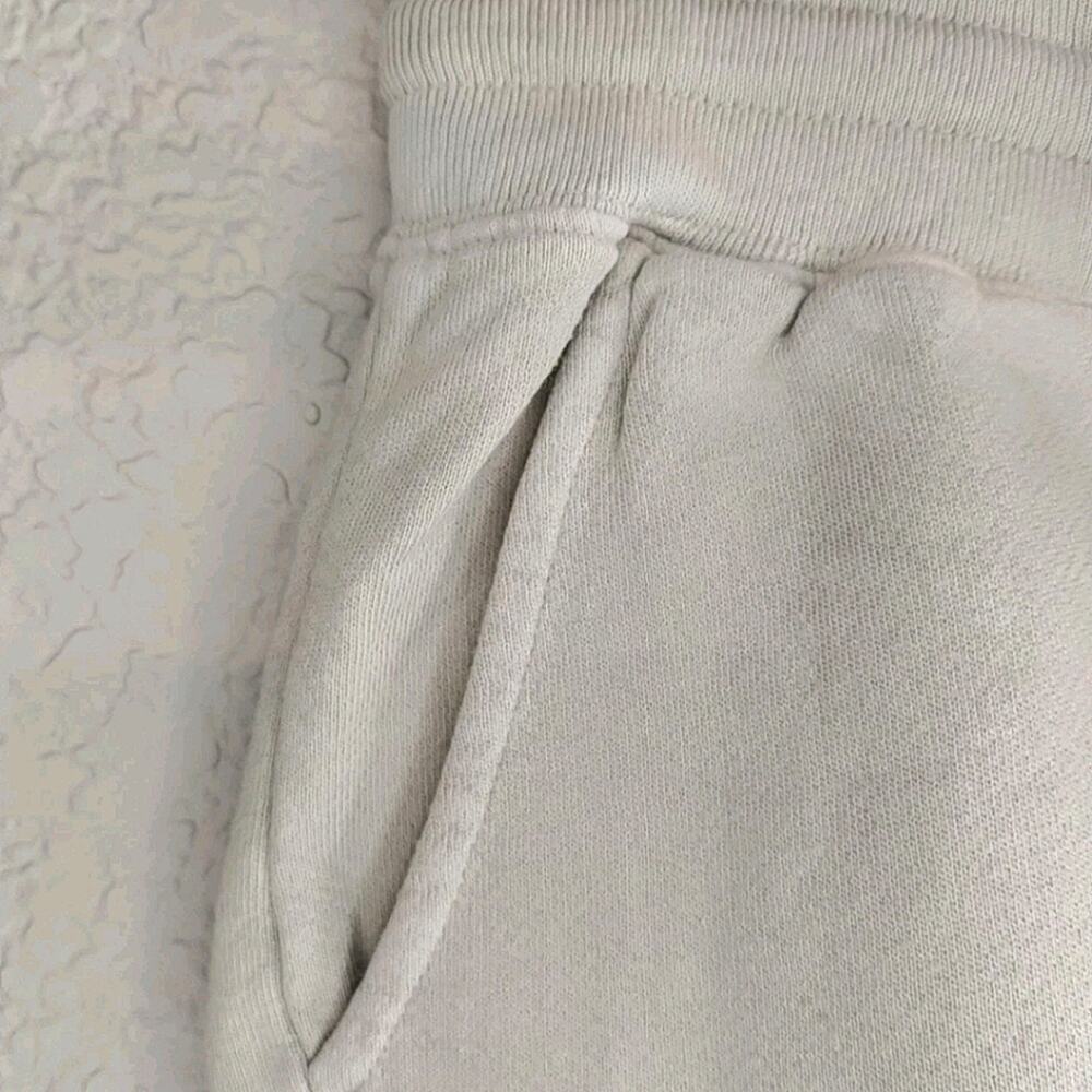 n: Philanthropy NEW Athletic Distressed Pocketed Fleece Shorts Vintage Bone S - Picture 13 of 16
